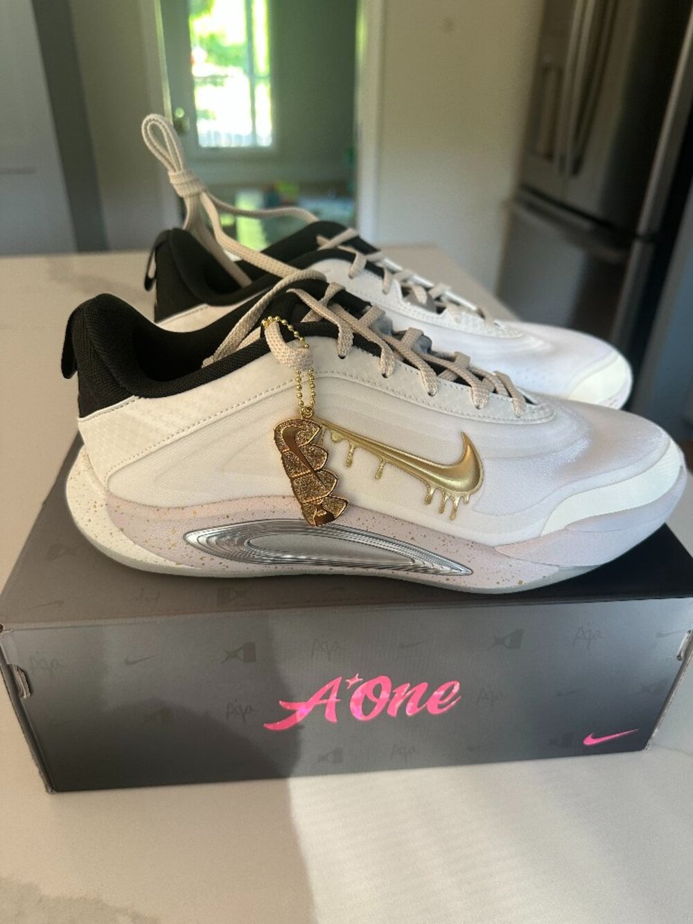 Nike A'One KC SE GS 7Y White Metallic Gold A'ja Wilson Basketball Shoes NIB